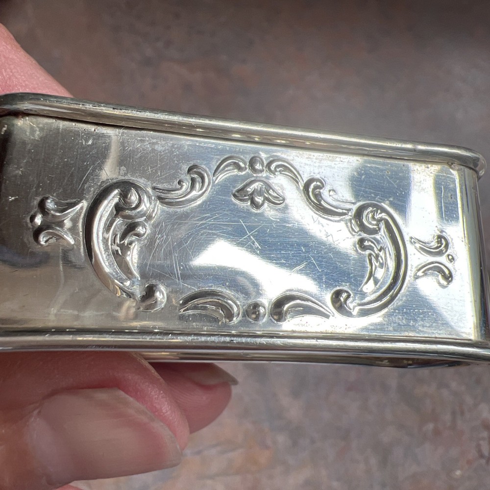 PAIR REED & BARTON 2.25” LONG STERLING SILVER RECTANGLE OVAL NAPKIN RINGS Signed