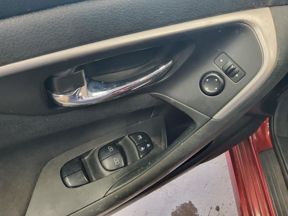 ALTIMA 2015 Battery Tray 579770