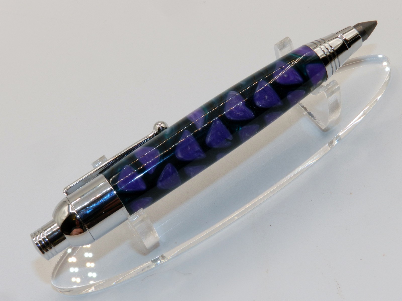 Chrome finish 5.6mm Sketch Pencil. Hand made with Lilac Acrylester. #157