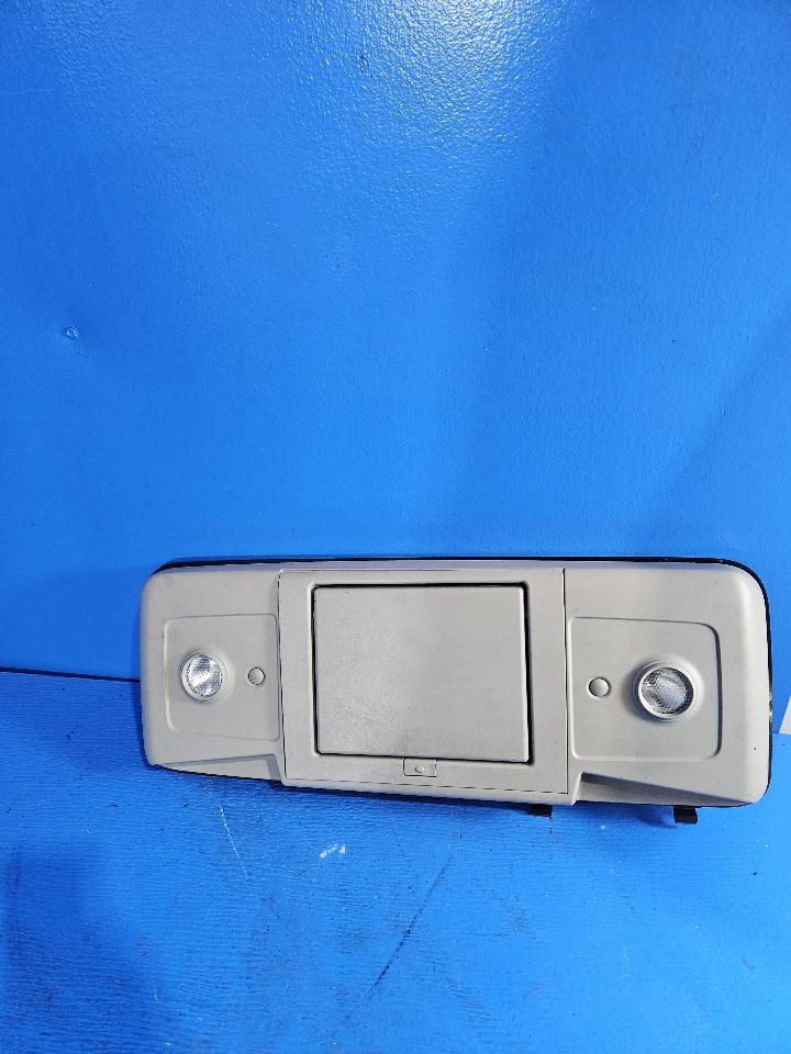 TRAVERSE 2012 Console Rear LIGHT 6893