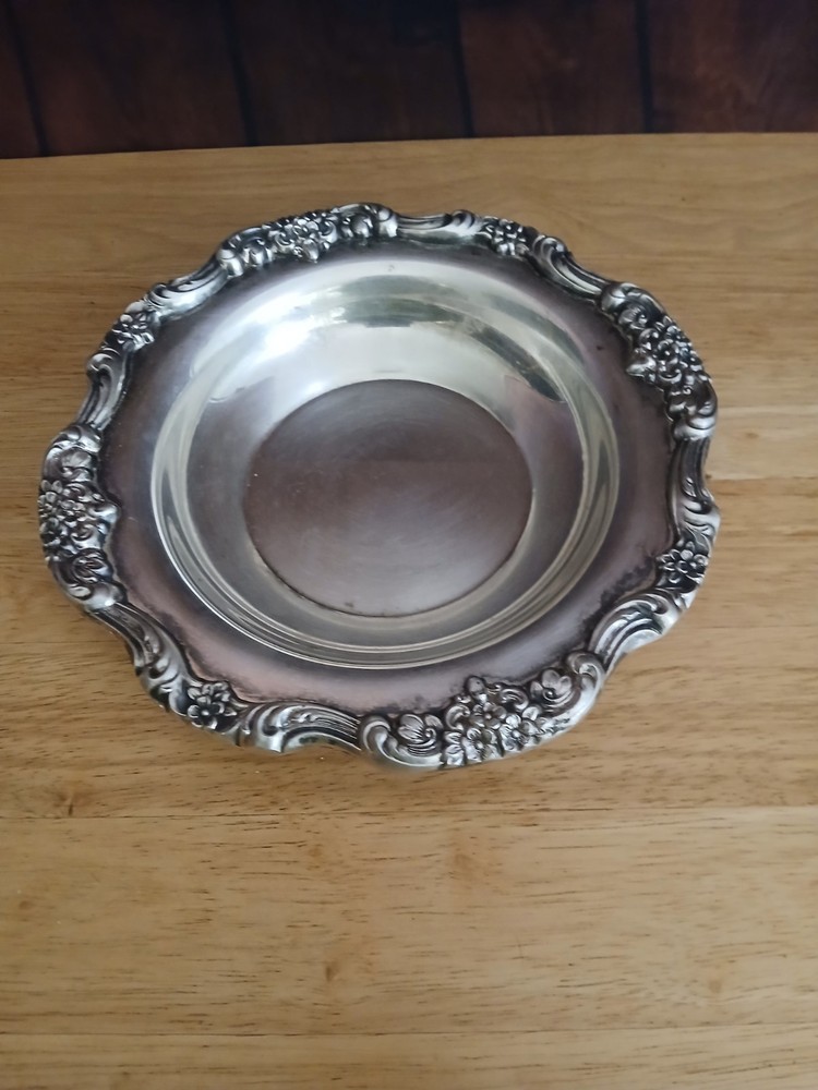 Poole Silver Co Silverplate Scalloped Candy Dish