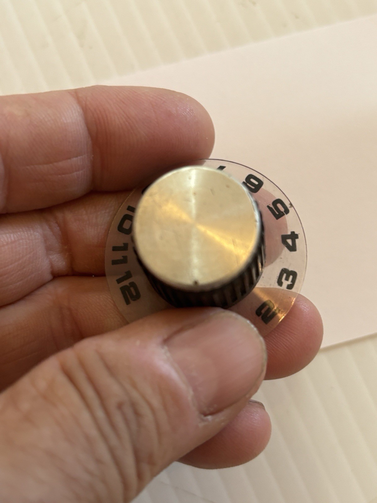 GIBSON MEDALIST 4/10 TUBE AMPLIFIER - ONE ORIGINAL KNOB