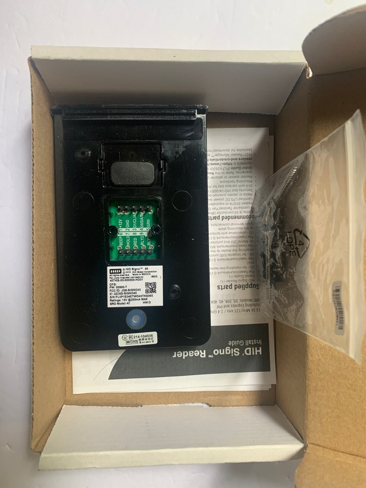 New HID Signo 40TKS-00-000000 Mobile Ready Access Card Reader -Terminal