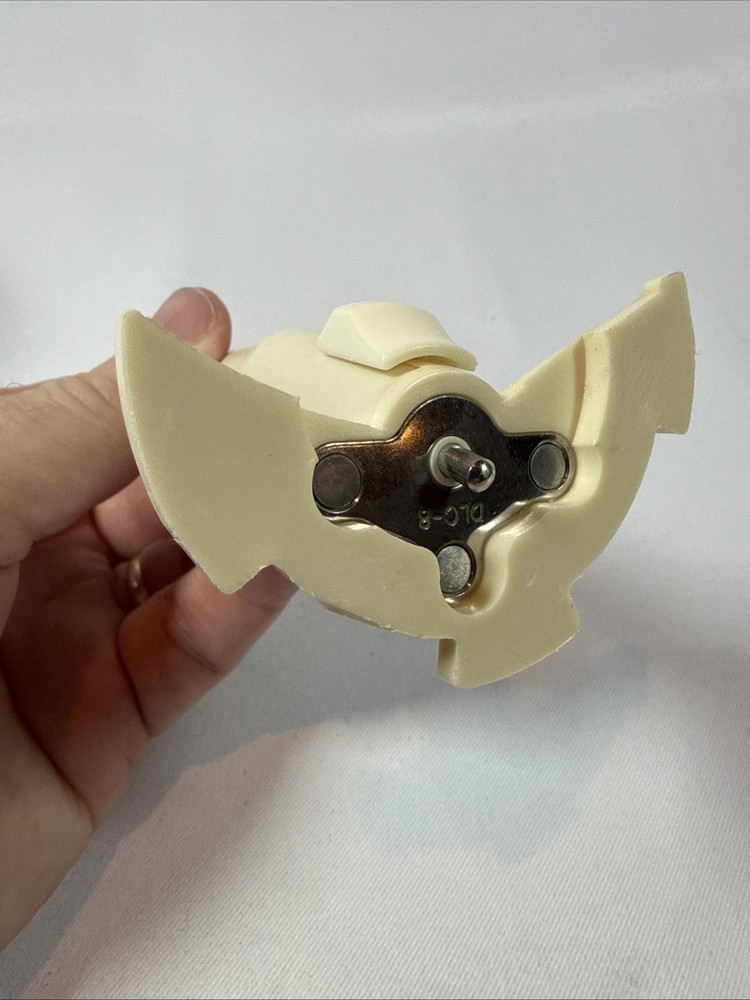 Cuisinart DLC-8 Food Processor Replacement Disc Stem DLC-839 Japan