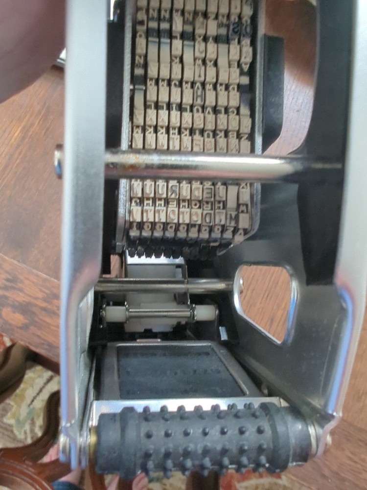 Daymark Dm5 - 3 Line Marker (DM5) date coder.
