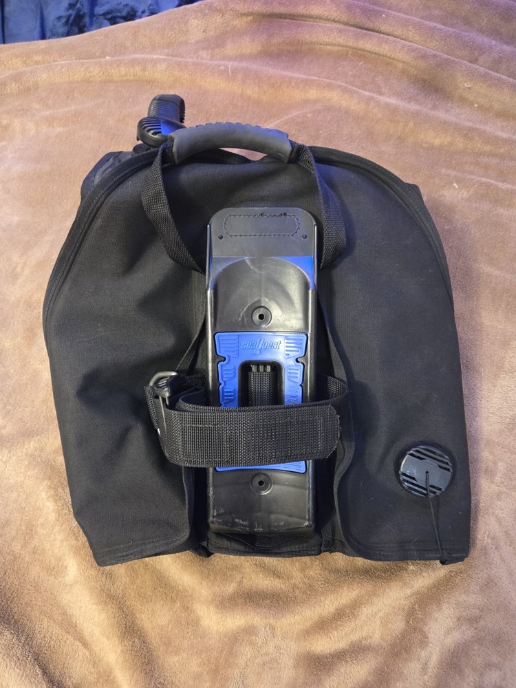 Seaquest Libra BCD (Bouyancy Control Device) SMALL for SCUBA Diving