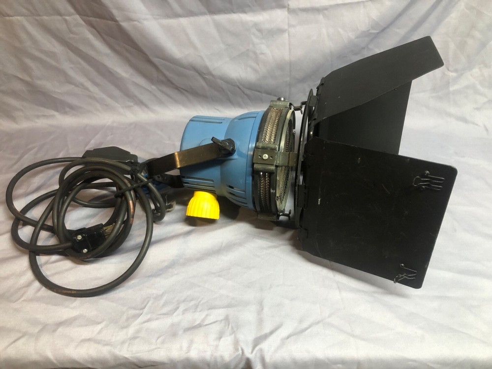 ARRILIGHT openface 1K 1000W video light