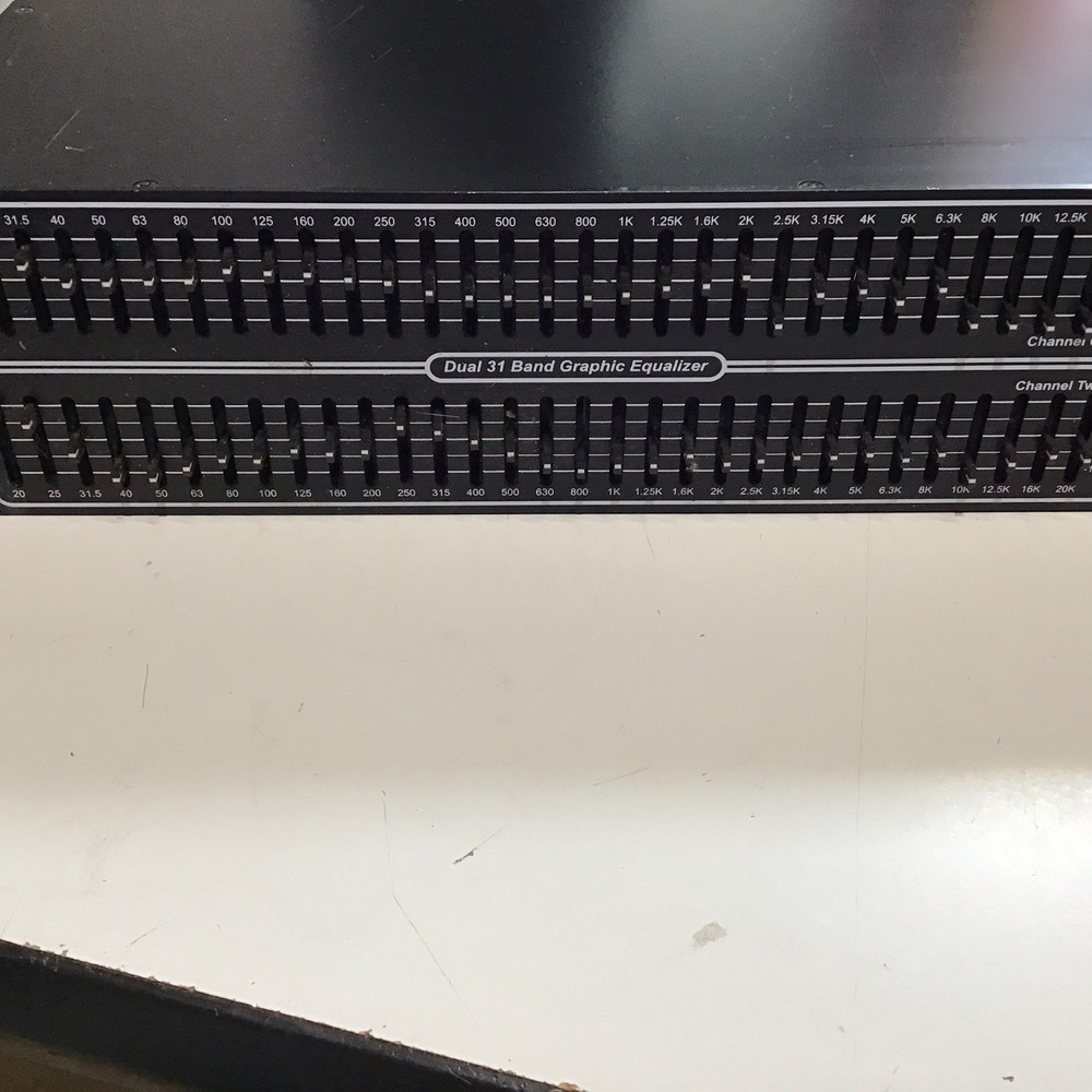 Stageworks E231X Dual Band Graphic Equalizer