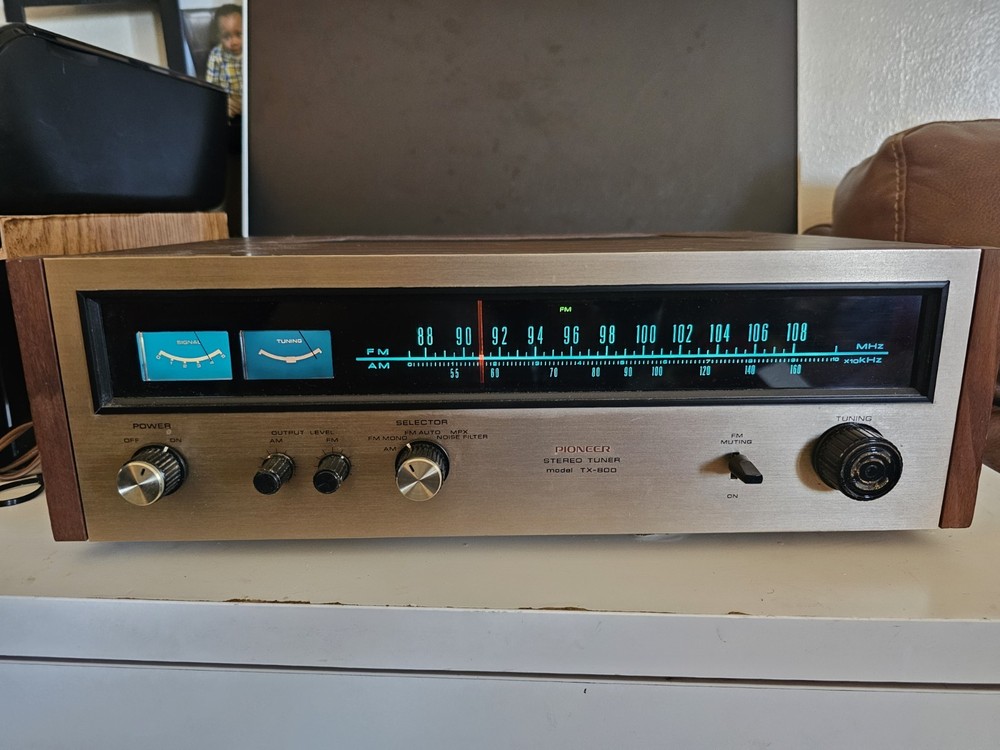 Pioneer Stereo Tuner