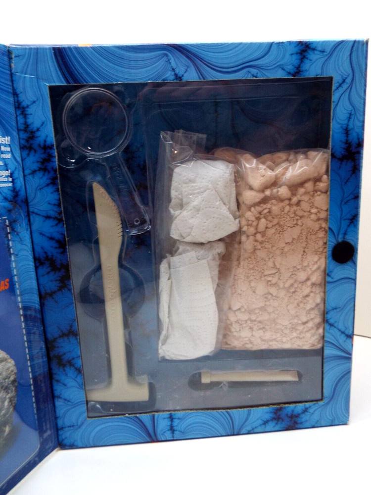 GEODES MINING KIT...EDU SCIENCE...DIG AND DISCOVER TREASURES