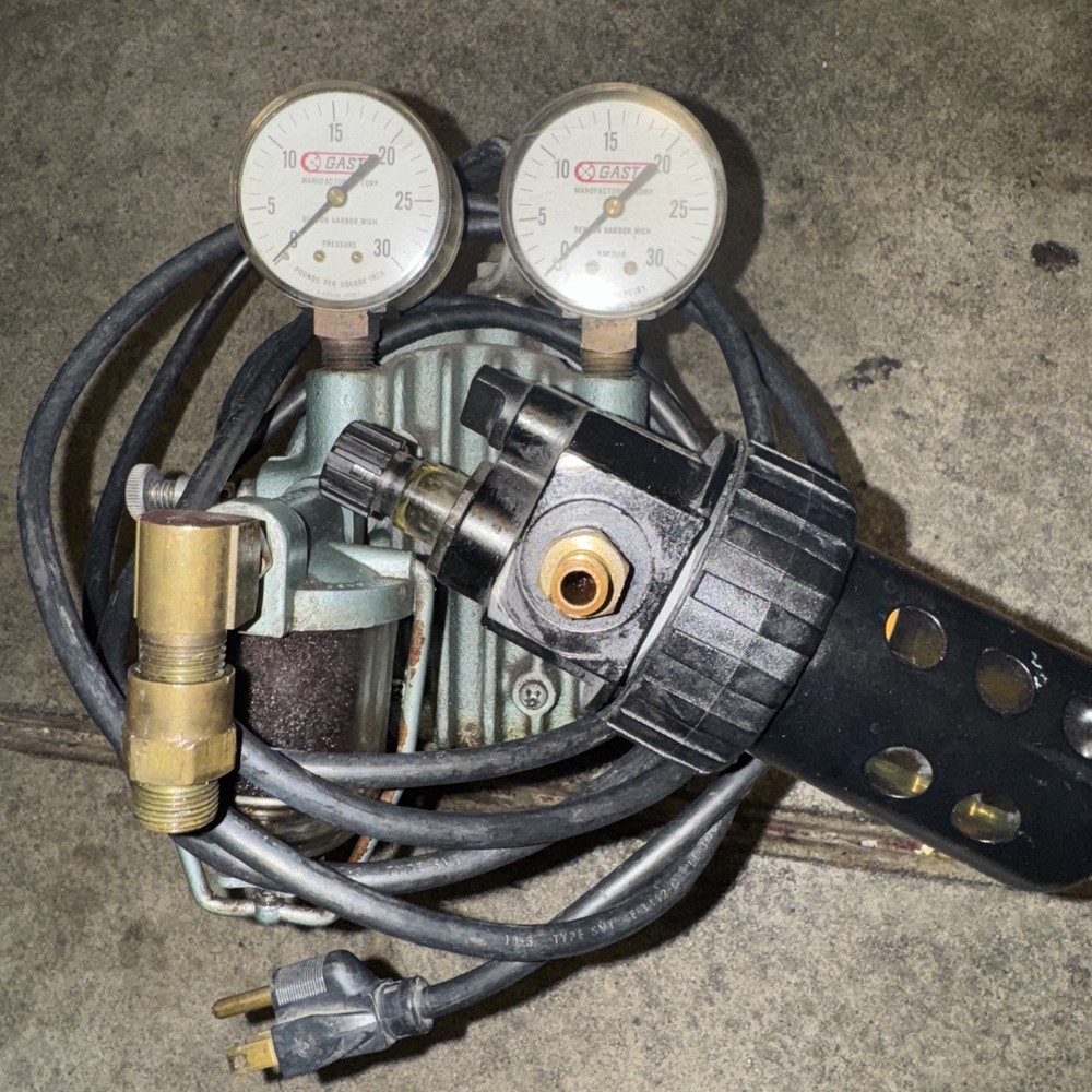 Gast/G8CX/357340- Vacuum Pump