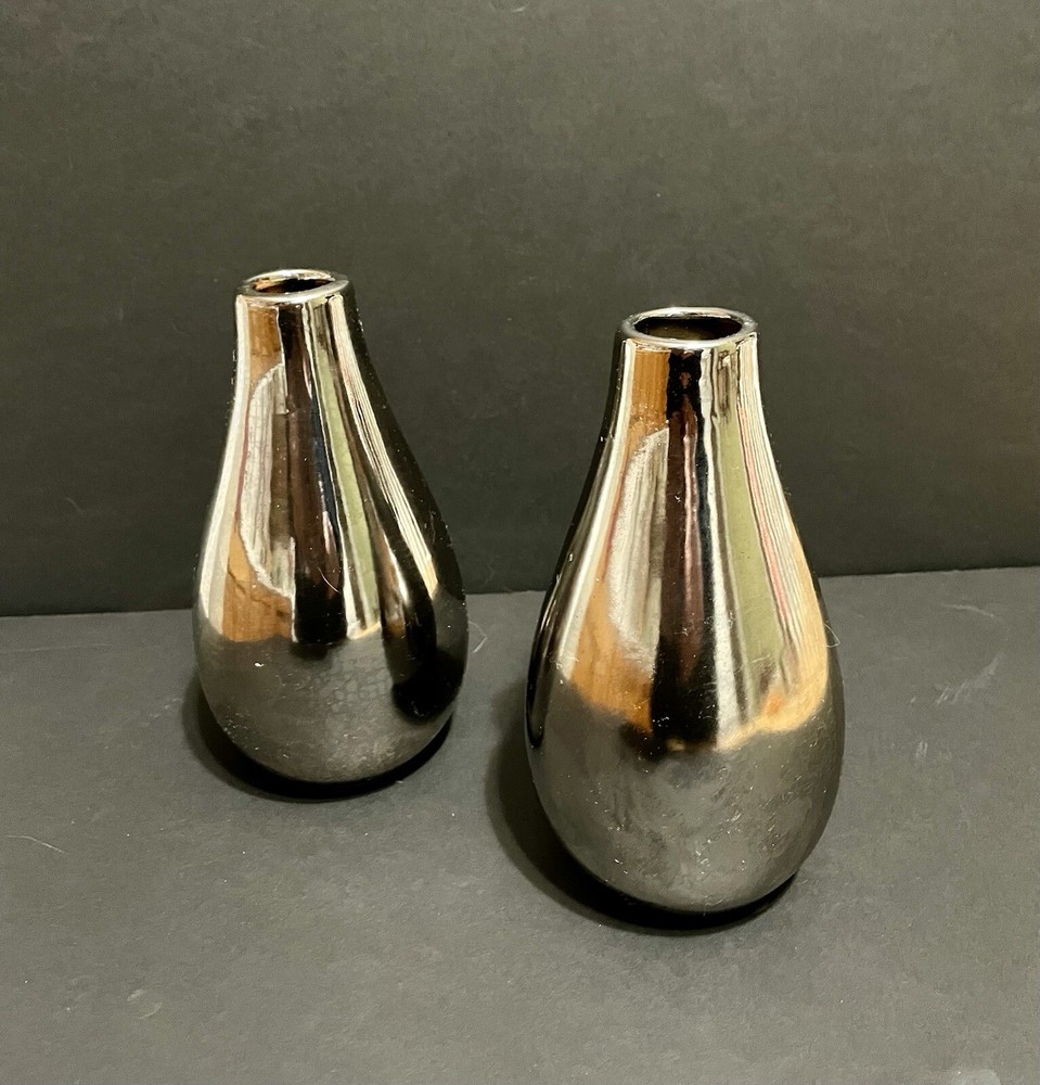 SILVER TEAR DROP SHAPED VASES