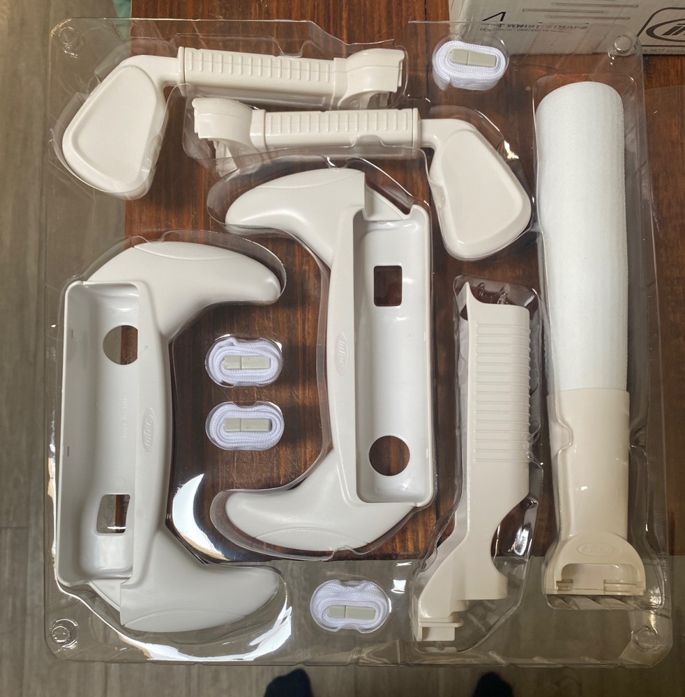 intec Nintendo wii 15 in 1 controller package. complete in box w/ instructions