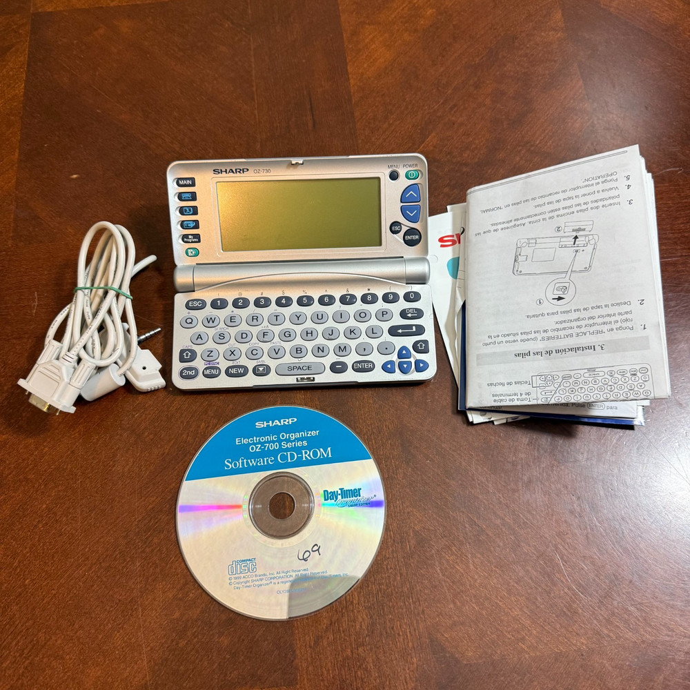 Vintage Sharp Wizard Oz-730 Electronic Organizer Pocket Computer w/cable