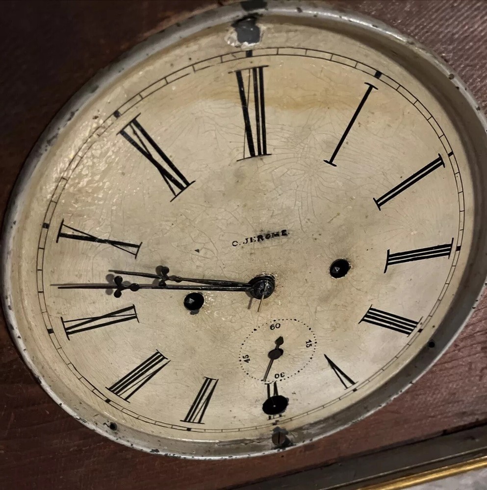 George Hills mirror clock