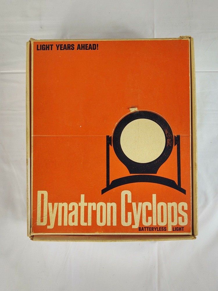 Vtg Dynatron Cyclops Batteryless Light CY-22K Illuminator Kit With Original Box