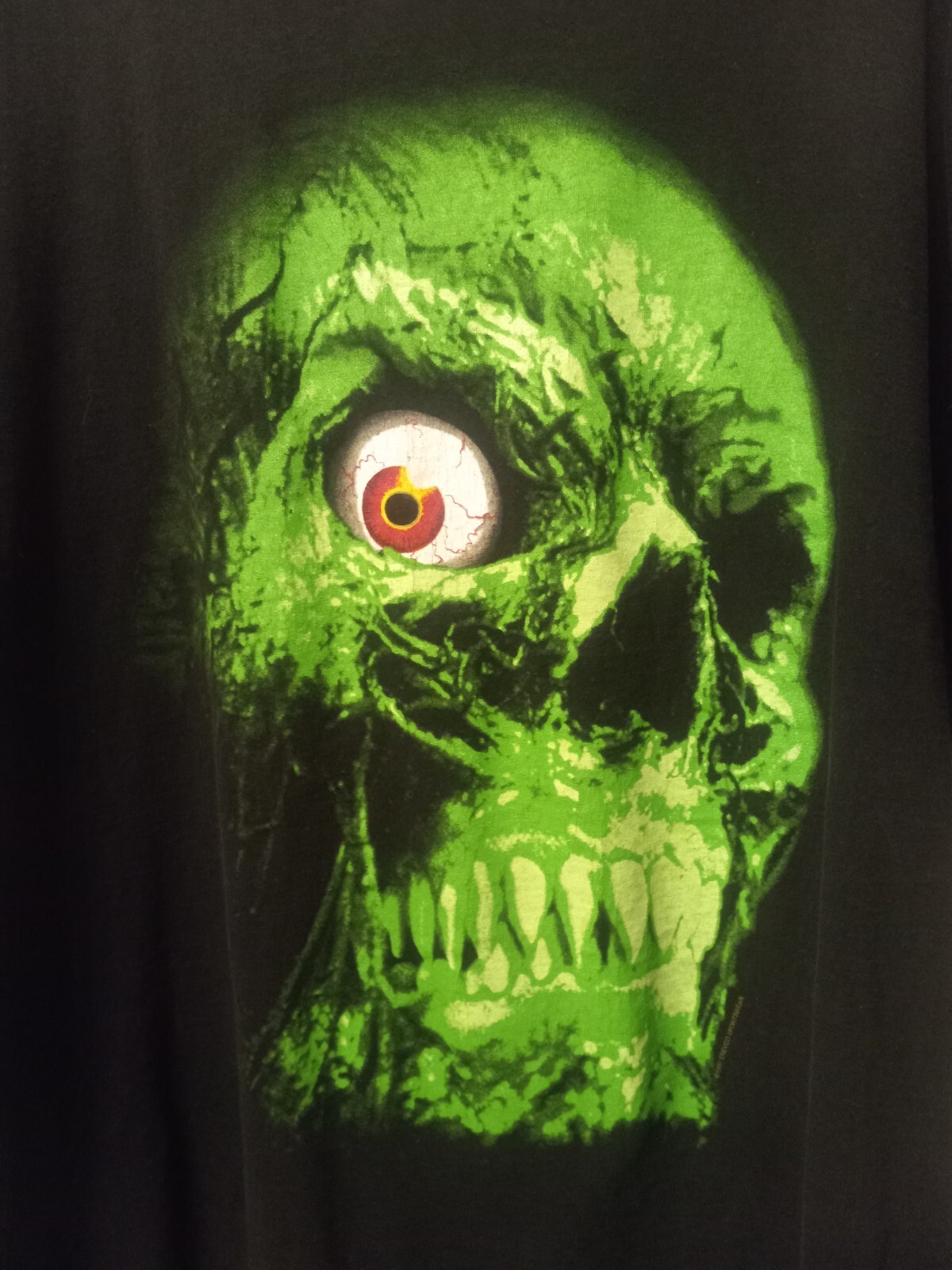 Vintage 1997 Monster Horror Green Skull T Shirt XL Gildan - Trevco Sportswear