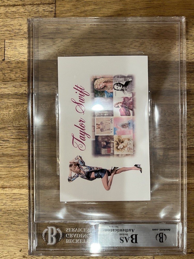 Taylor Swift Autograph …..Beckett Autheticated