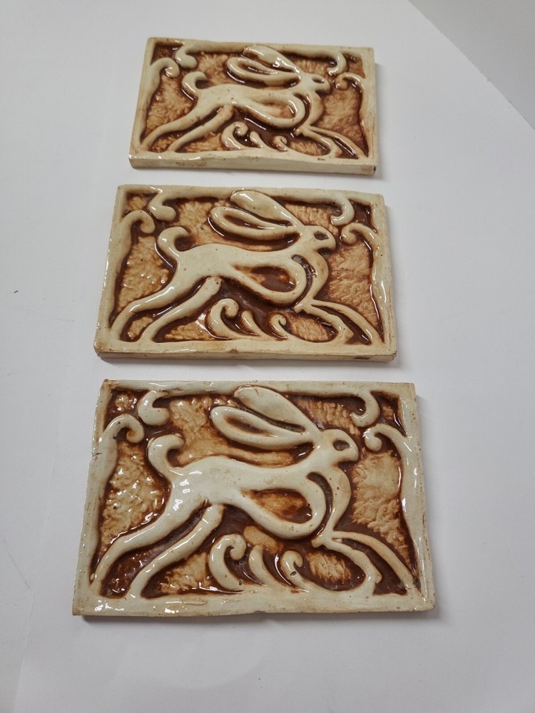 3 Dimensions Embossed/Relief Decorative Bisque Tiles Bunny Rabbit 4x6" Brown