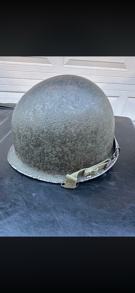 WW2 SCHLUETER M-1 HELMET - PAINTED CAPTAIN BARS