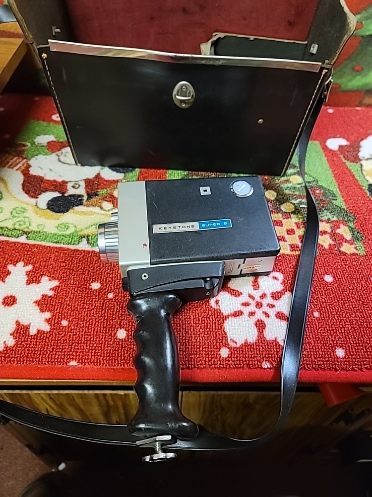 Vintage Keystone Super 8 Camera. Model K 610.