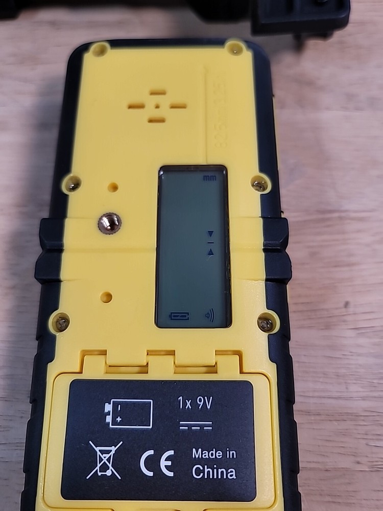 Adirpro Universal Rotary Laser Detector Dual LCD Digital Elevation *read*