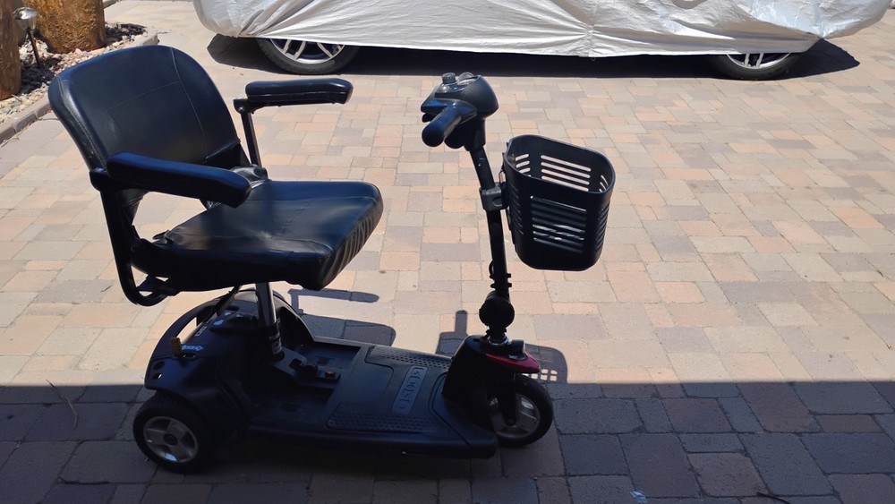 Pride GoGo 3-Wheel Scooter