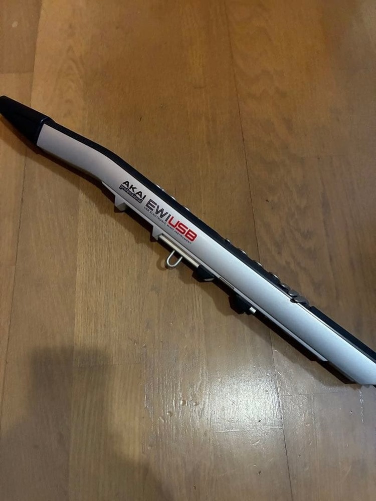 AKAI Professional EWI USB Electronic Wind Instrument Controller MIDI Synth Used
