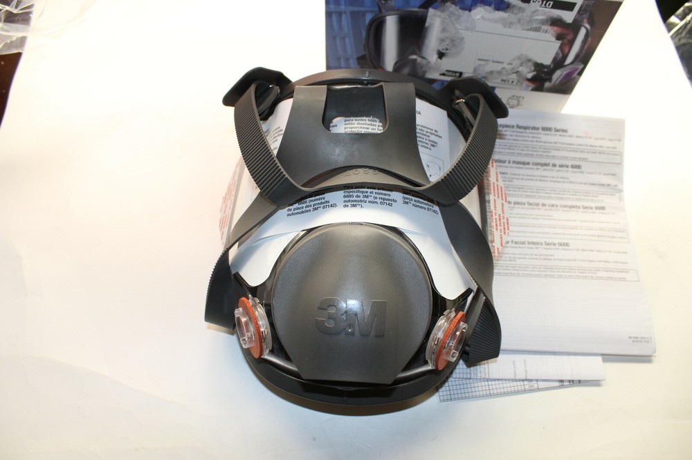 3M Full Facepiece Reusable Respirator 6800, Medium, Gray