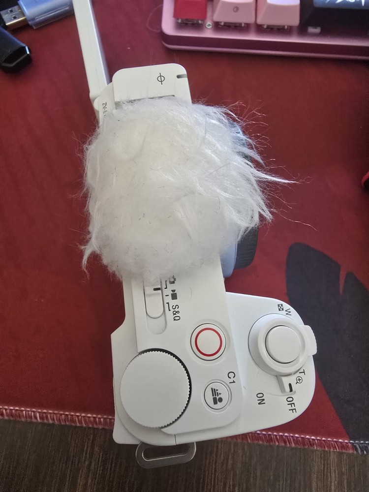 Sony ZV-1 II 21MP Vlogging Camera - White/Bundle