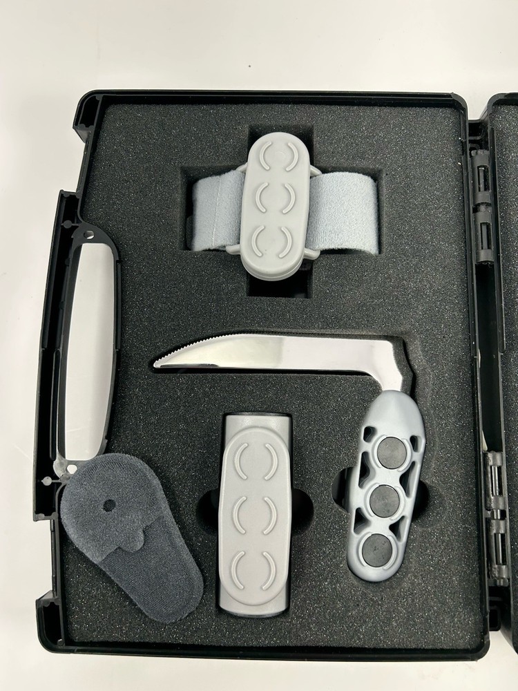 Tactee Magnetic Cutlery System Complete Kit - Medium