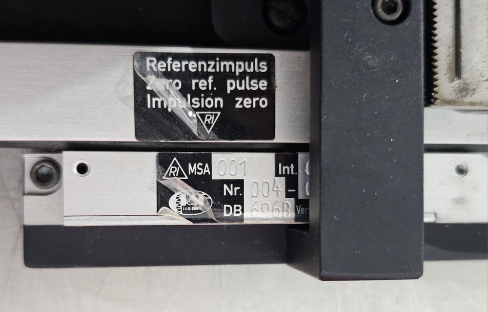 Microscope Stage with RSF Encoders and a Boeckeler Microcode II Digital Readout