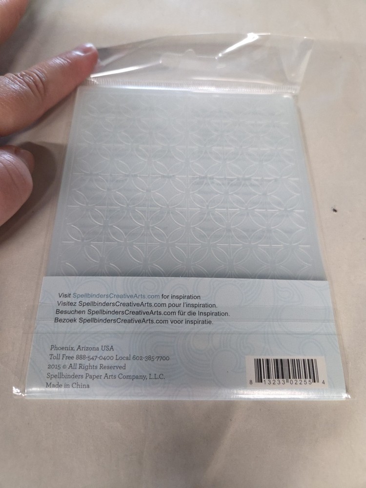 Spellbinders Embossing Folders - Circles and Diamonds