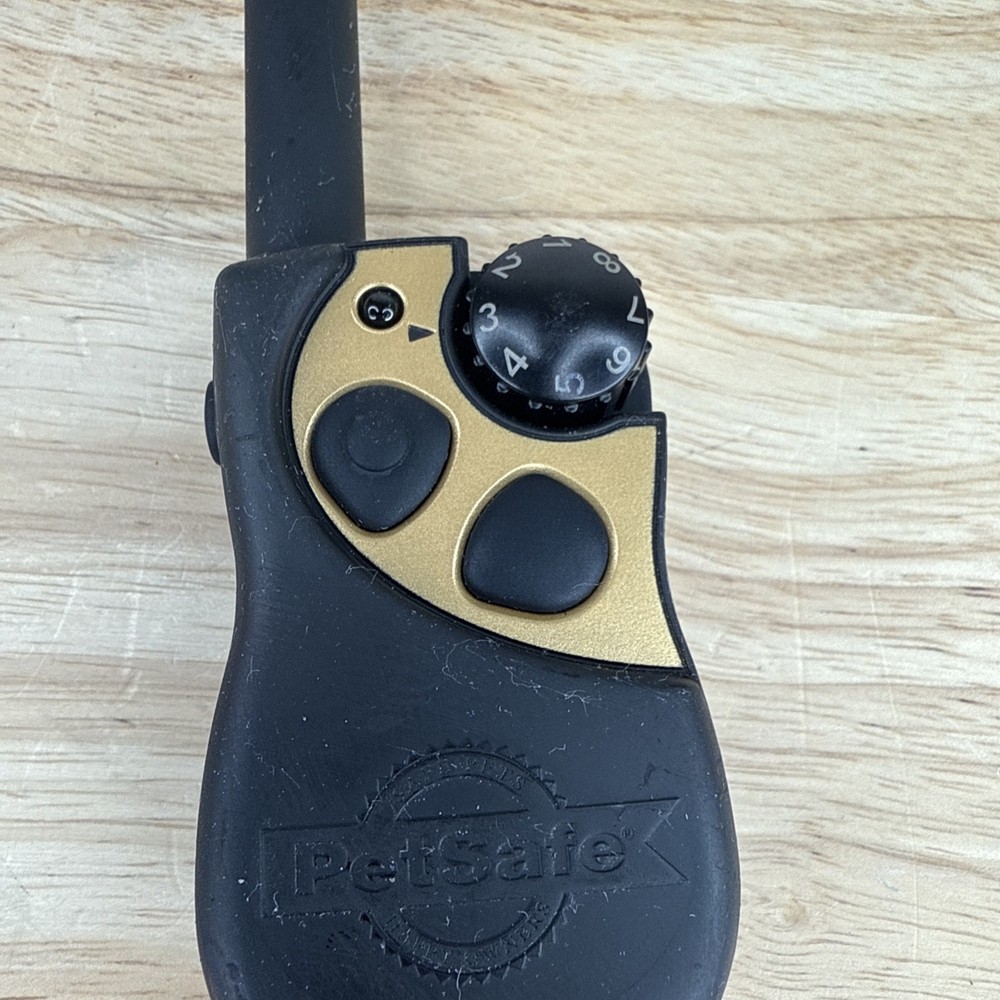 Petsafe RFA-416 Yard & Park Dog Training Collar Remote Control Transmitter Read