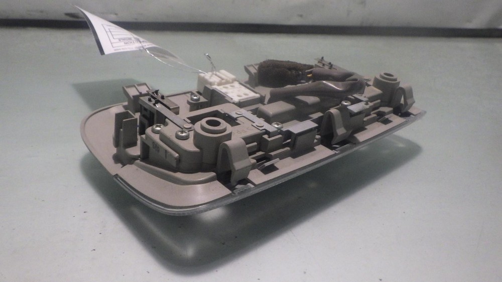 07 SUBARU LEGACY Front Console roof