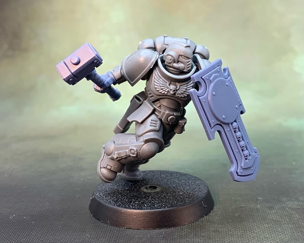 Tower Shield Blank Skull C Left - compatible w 40k Primaris stormshield