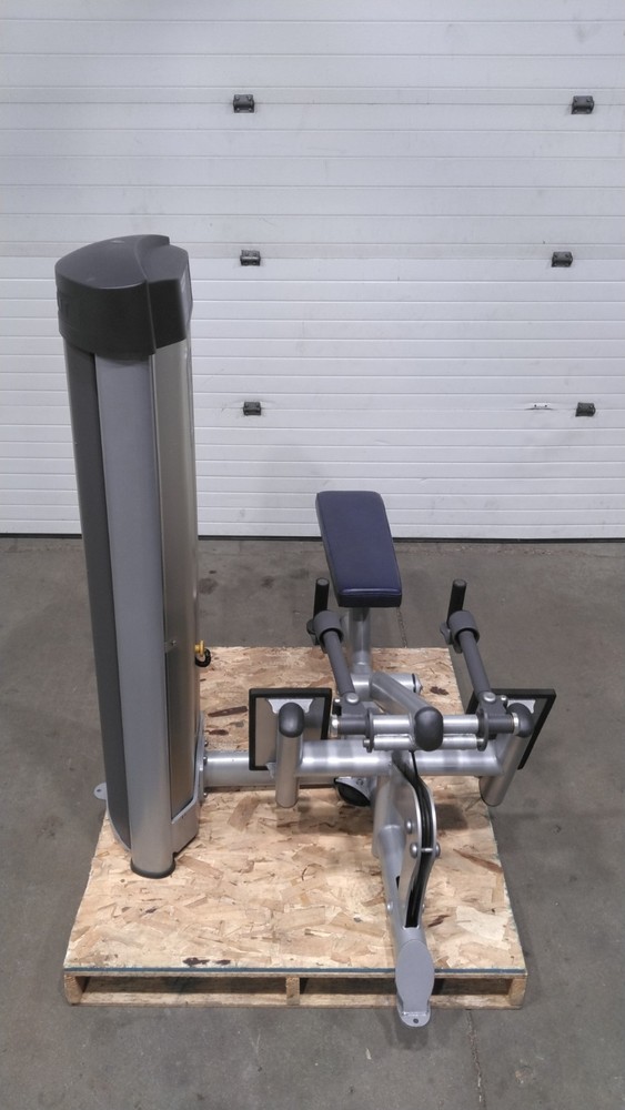 Seated Row Paramount Model: SP-5900