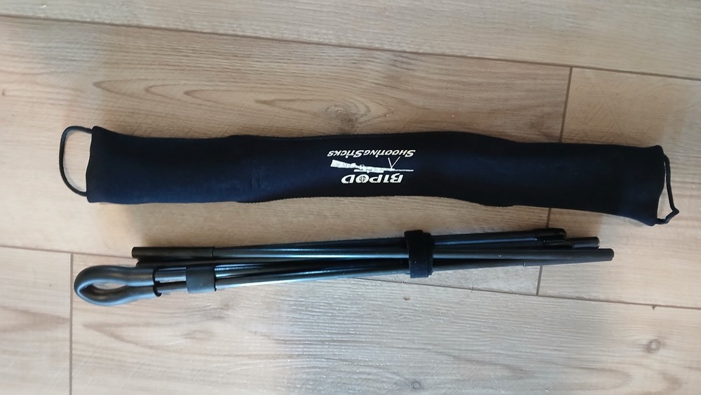Lightweight Foldable Shock Corded folding shooting Stick