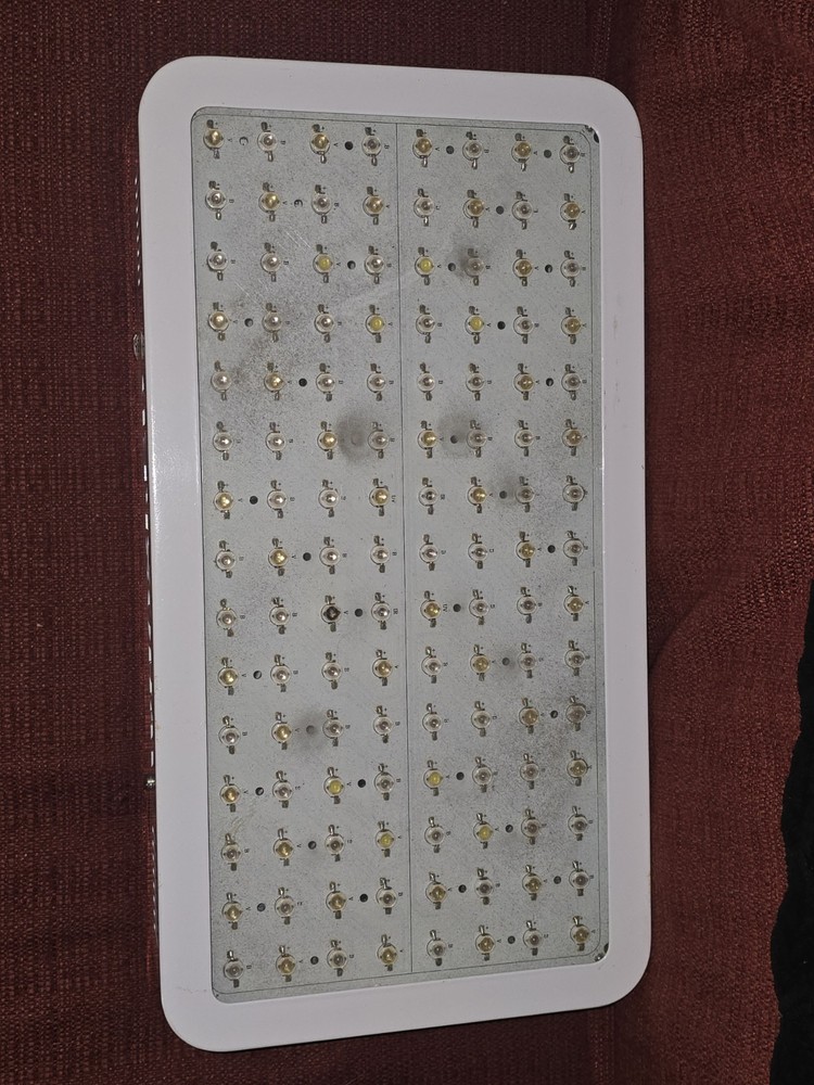 Full Spectrum LED Grow Light 1200W