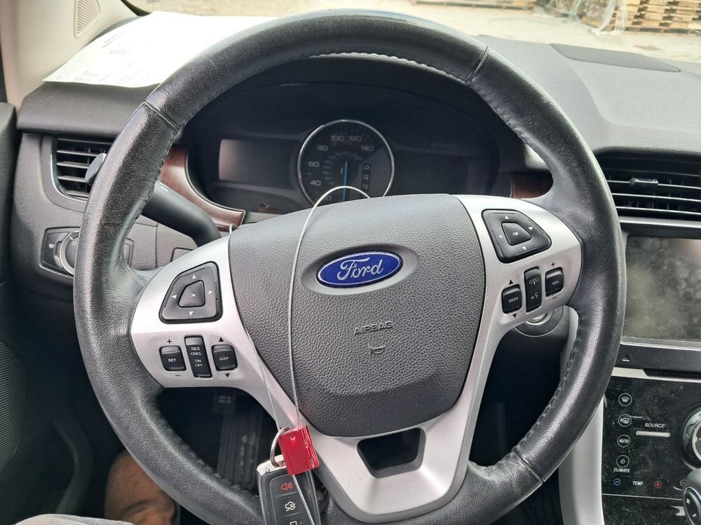 EDGE 2014 Glove Box 4848171