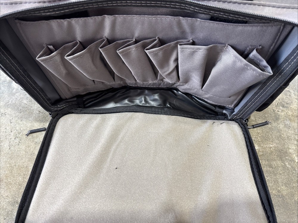 Cabalas 1800 Range Bag, Gray/Black * New W/ Tags*
