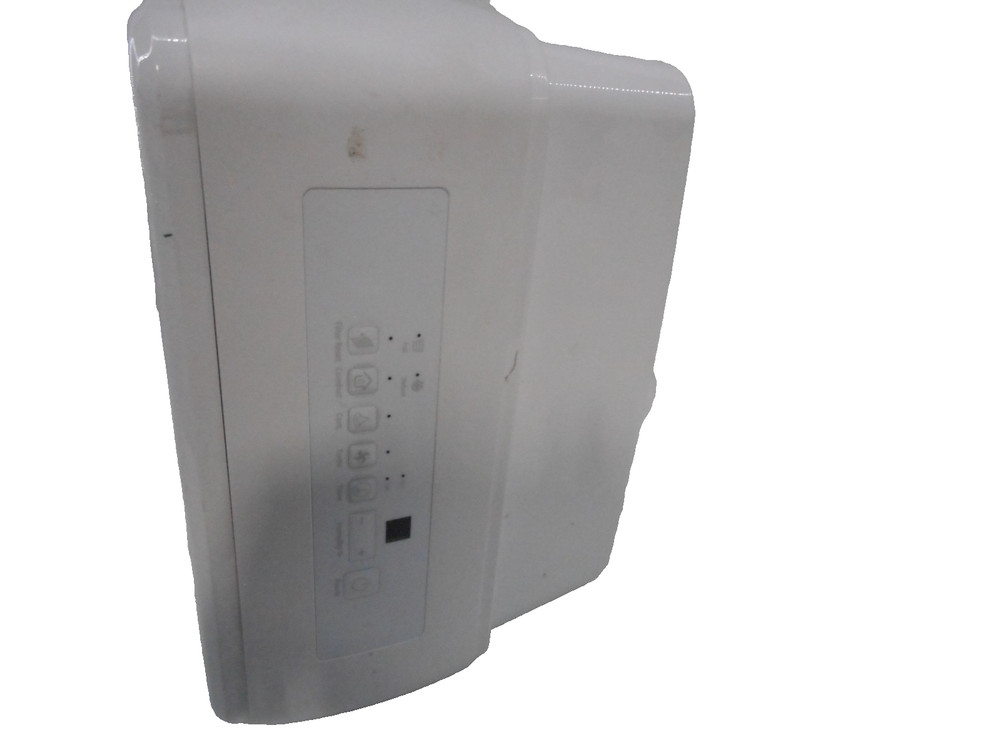 Insignia- 35-Pint Dehumidifier - White