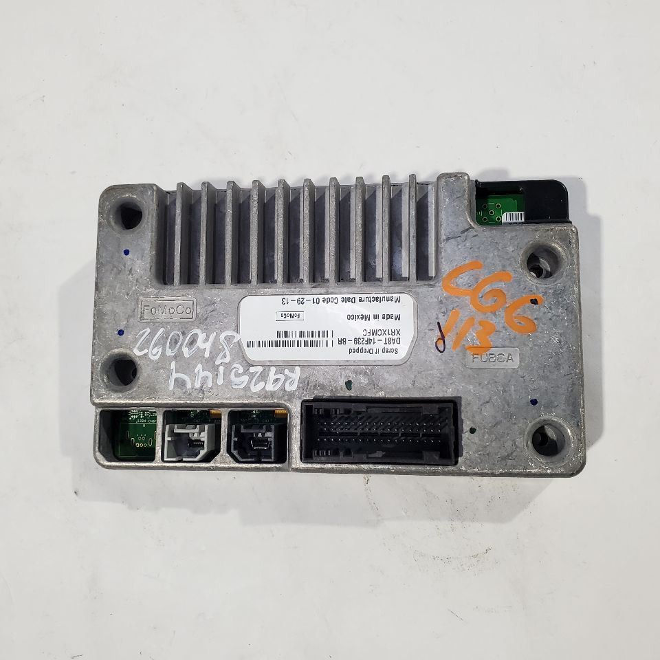 2015 Ford Flex OEM Sync 2 Control Module DA8T-14F239-BR