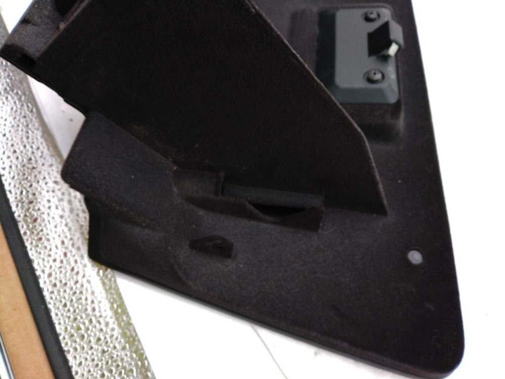 328I 2008 Glove Box 631299