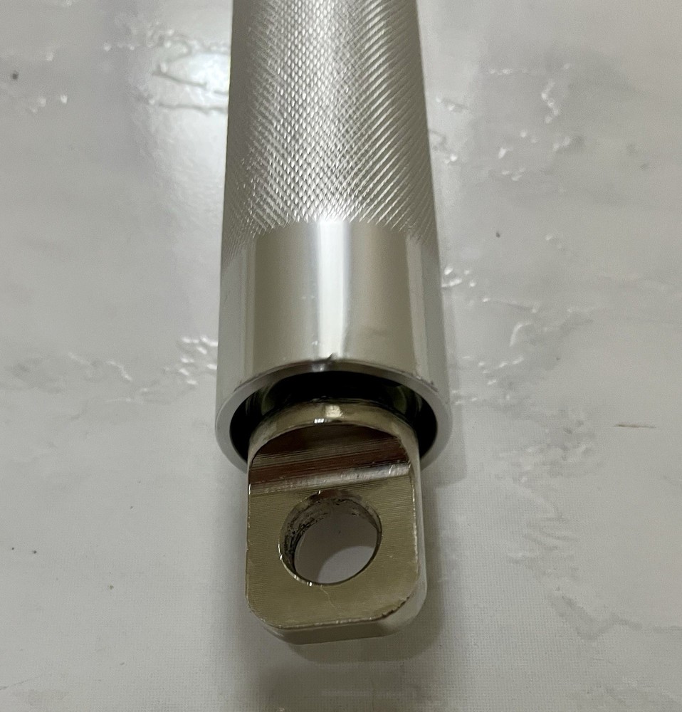 Body Solid Tools Aluminum Double Dual Hook Swivel Bar for Functional Trainer