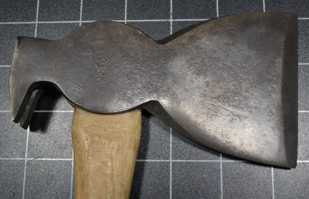 TRUE TEMPER - #TC - CLAW HATCHET WITH MARKED HANDLE - NEARLY NEW