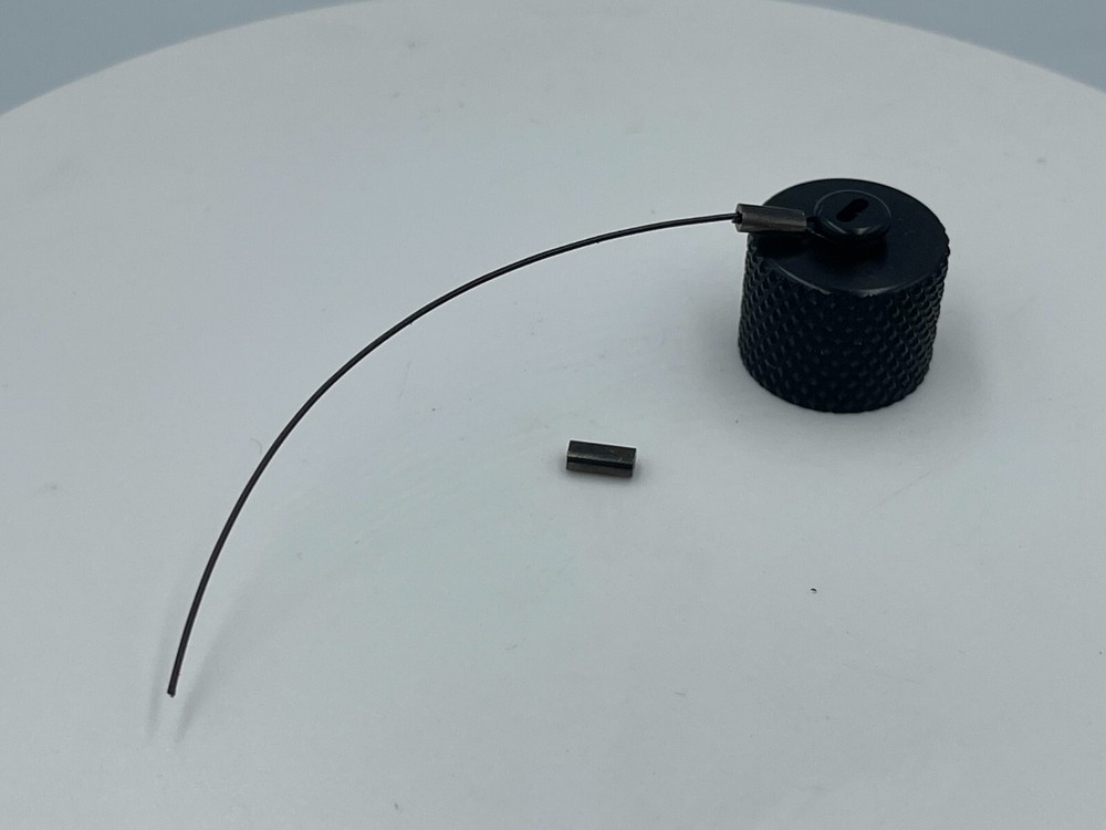 Battery Cap for PVS-14 Monocular with Lanyard