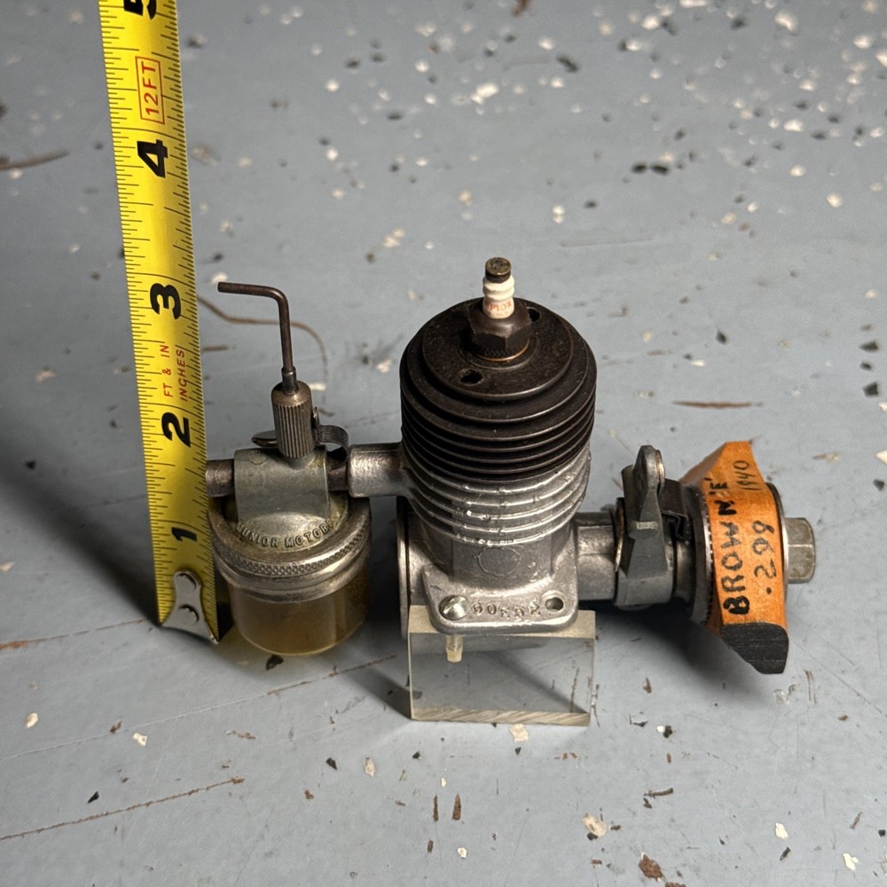 Junior Motors 60E52 Model Airplane Engine Brown E .299 1940