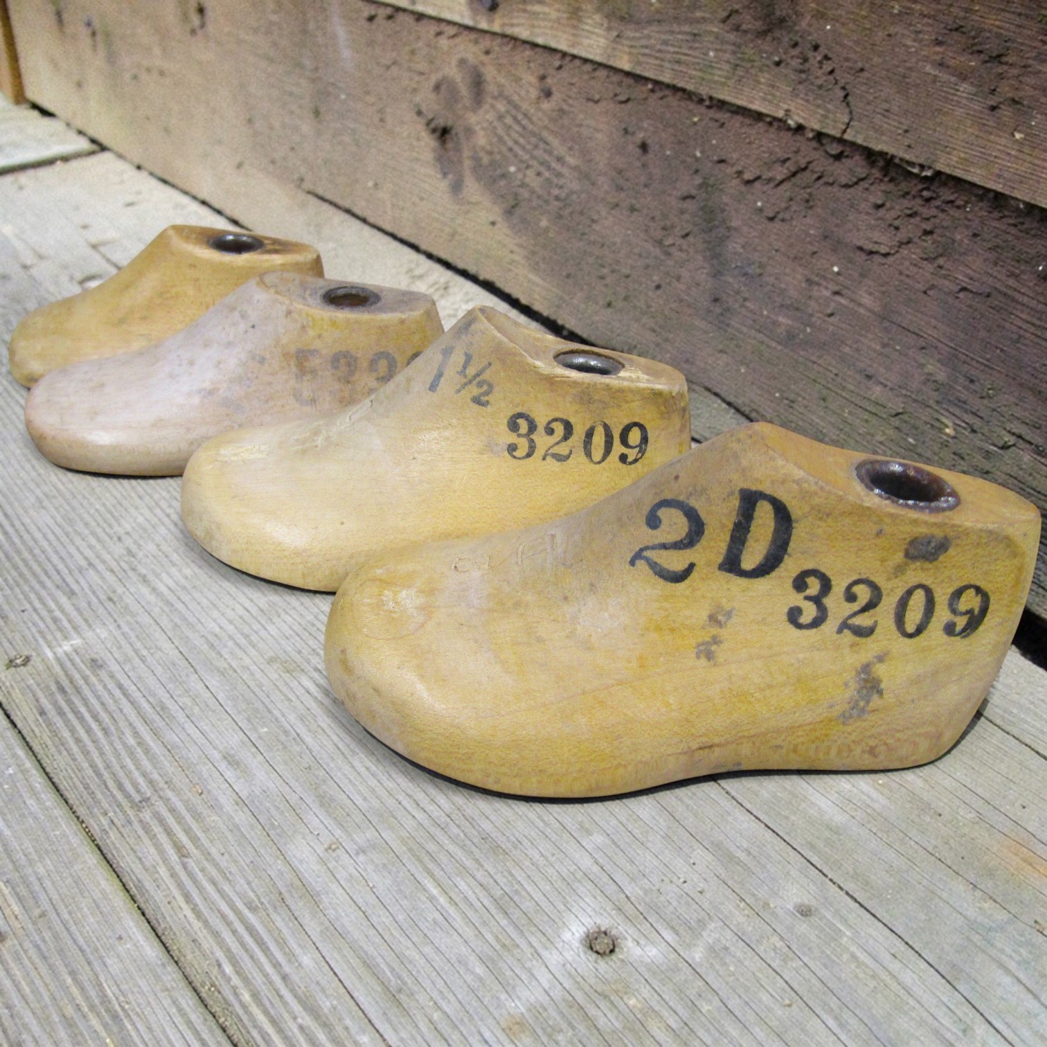 Vtg Lot of 8 Childrens Child Size Shoe Lasts Molds Cobbler Graduated Size 0-6