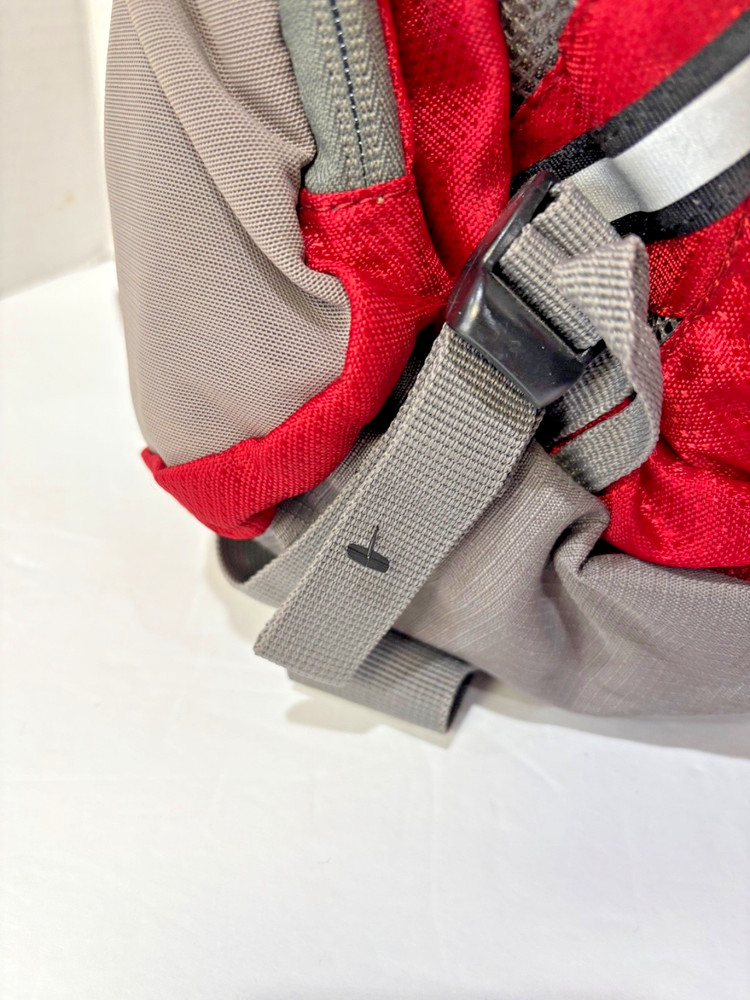 BCG Hydration Backpack Hiking Day Pack Reflective Red Gray New Without Tags